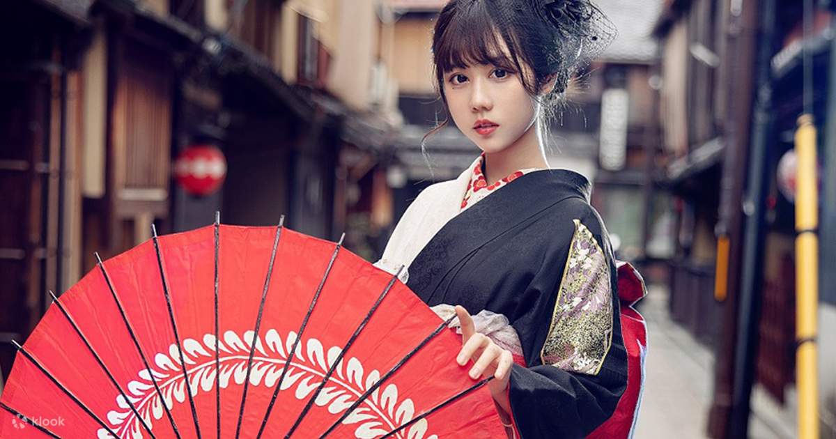 大阪・着物体験】桜着物桜かきもの 着付け＆写真撮影体験 | Klook